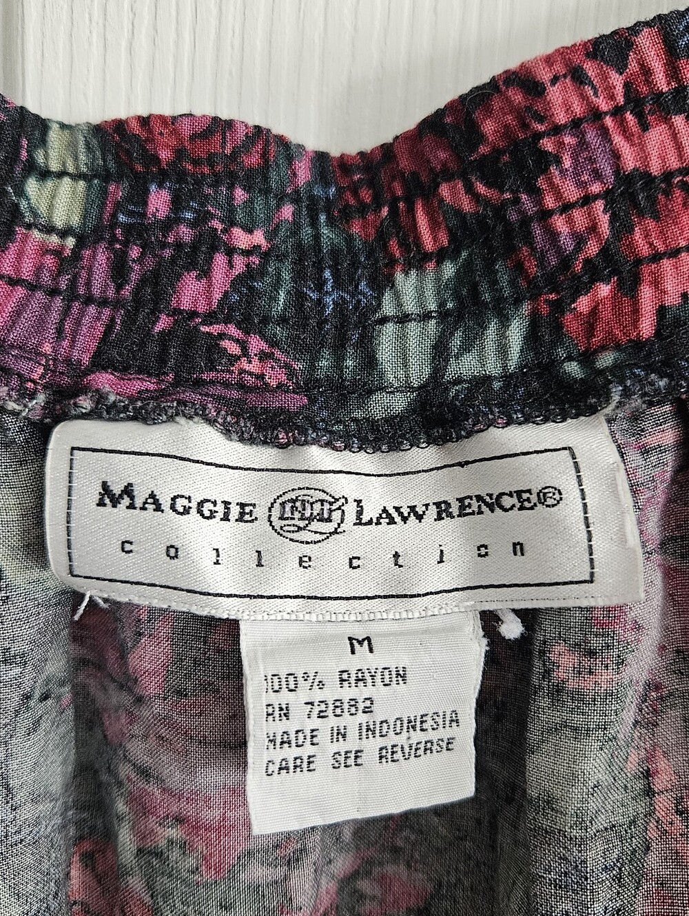 Vintage 90s Maggie Lawrence Floral Button Front Tulip Skirt - Picture 9 of 9